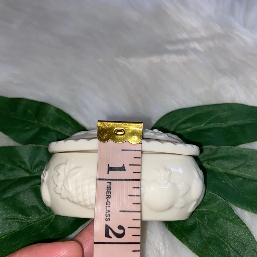 Vintage 1998 Lenox Fruits Of Life Handcrafted Porcelain Ceramic Trinket Box